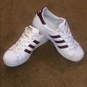 Adidas women’s Superstars SOLD